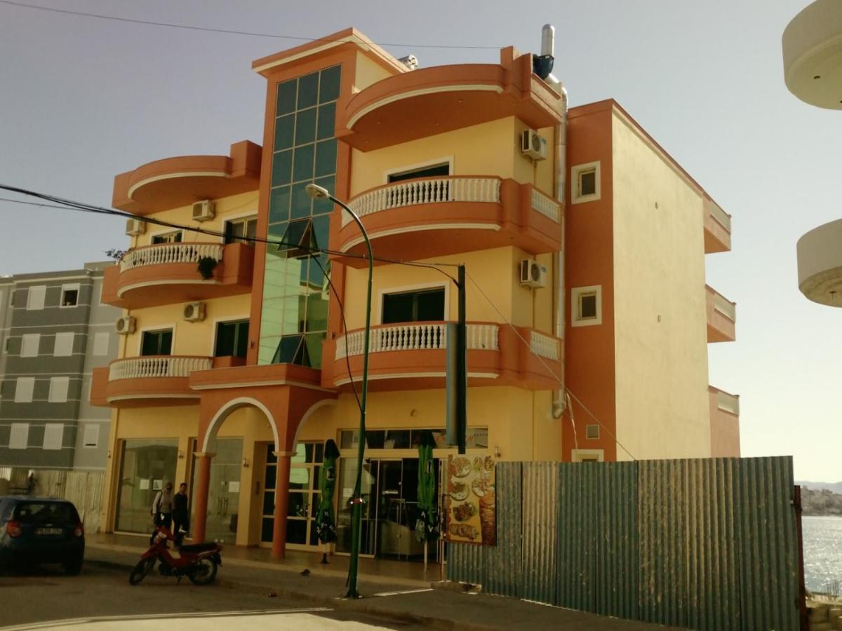 Apartment Urania_1 Sarandë Buitenkant foto