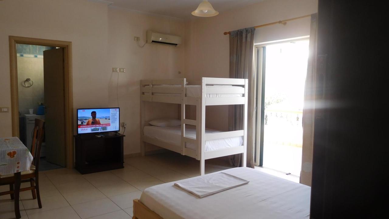 Apartment Urania_1 Sarandë Buitenkant foto